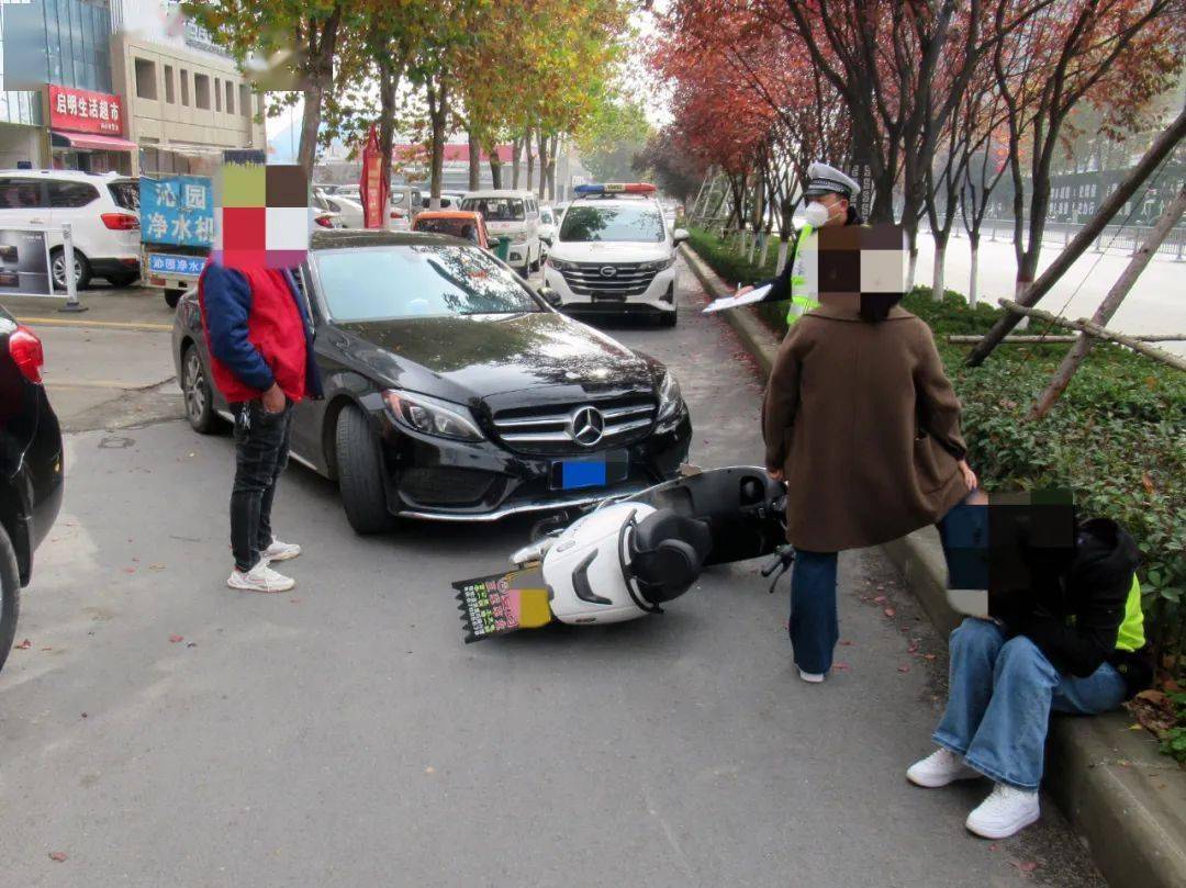 关于自行车赛事发生激烈碰撞双方平安的信息