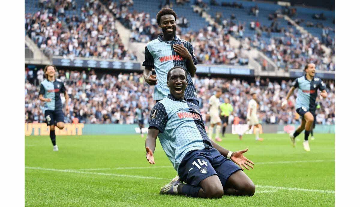 九游体育亚洲官网-包含勒阿弗尔主场大胜圣埃蒂安，法兰西斯布兰科破门的词条