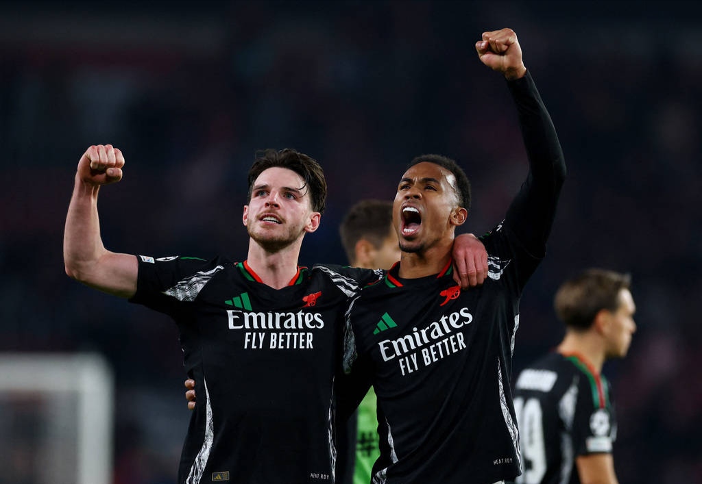 埃因霍温客场逆转击败柏林赫塔 埃因霍温客场逆转击败柏林赫塔