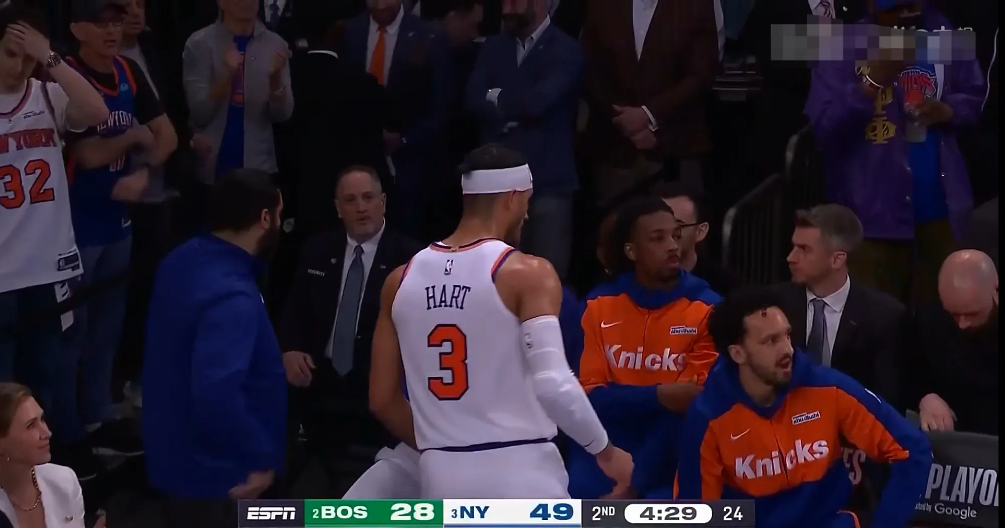 包含尼斯客场意外失利，球队士气有所下滑的词条