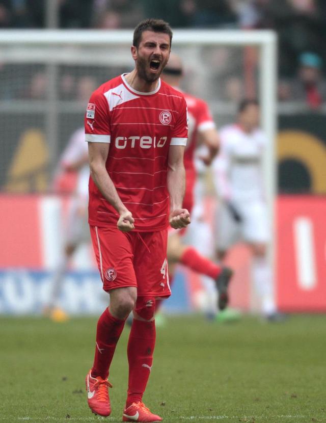 九游体育官方登录入口-汉堡在与杜塞尔多夫的对决中获得胜利