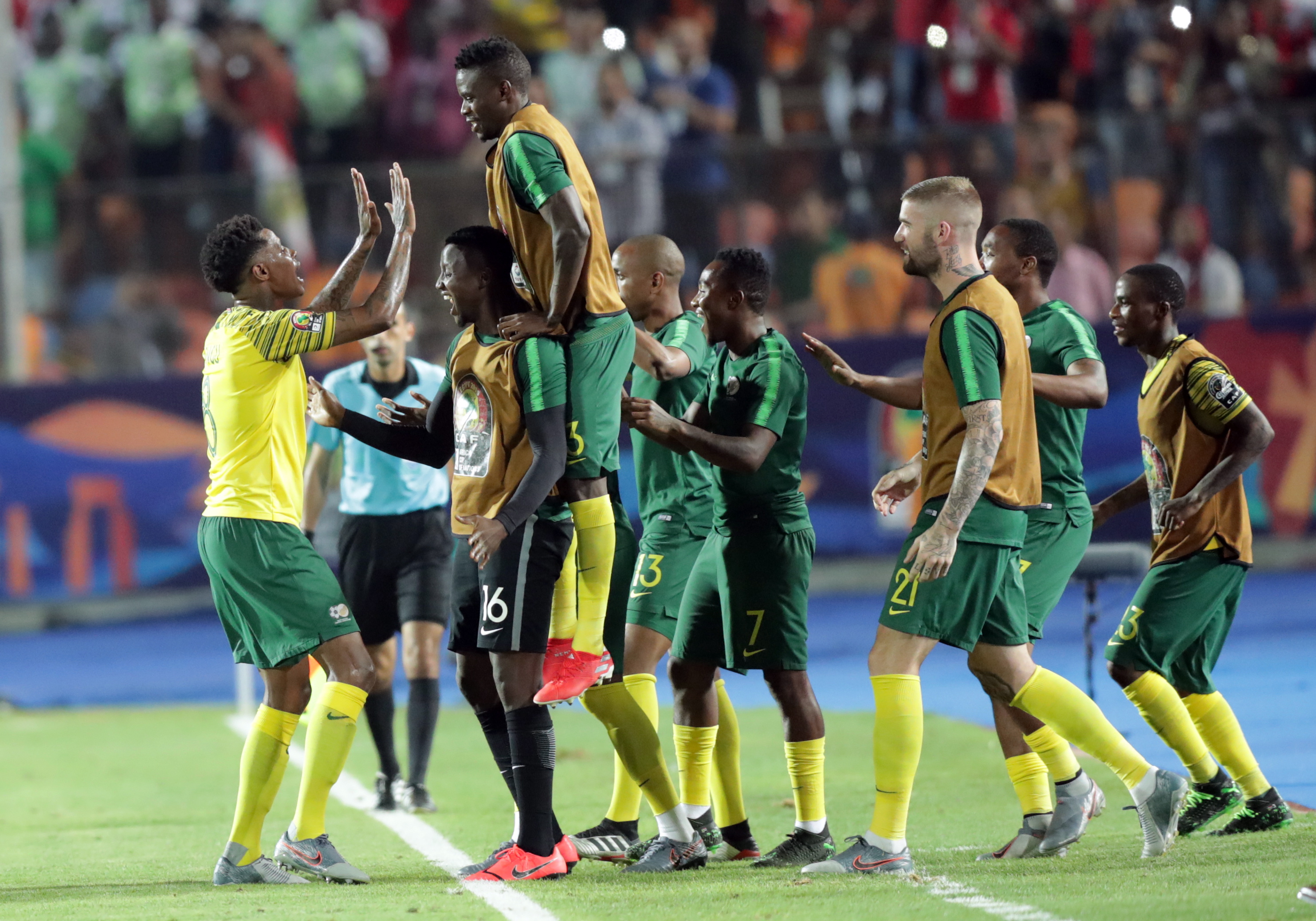 尼日利亚队艰难战胜反败为胜！