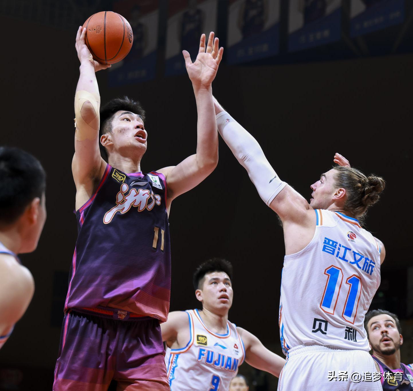 CBA常规赛收官战打响,球队争夺季后赛席位的简单介绍 CBA常规赛收官战打响,球队争夺季后赛席位的简单介绍