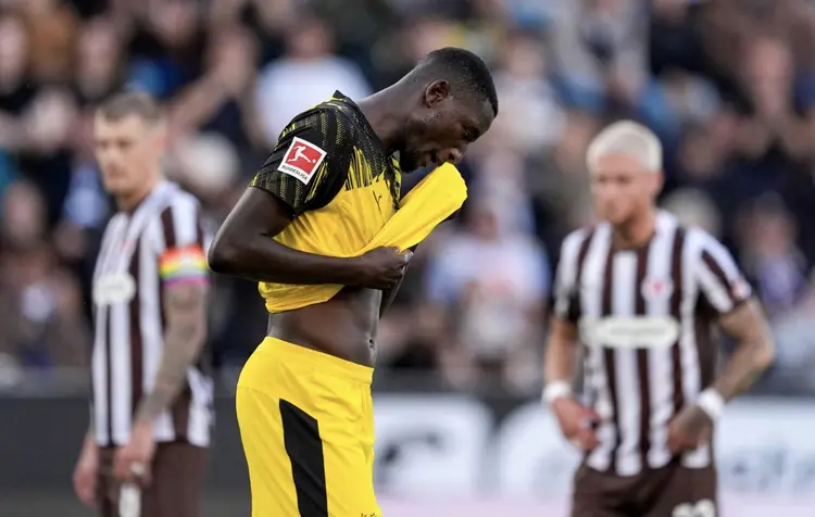 九游体育网页版登录入口-关于多特蒙德取胜结束颓势，士气大涨追赶冠军梦想的信息