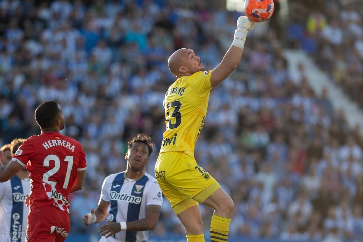 包含马洛卡客场击败赫罗纳,继续保持不败状态的词条 包含马洛卡客场击败赫罗纳,继续保持不败状态的词条