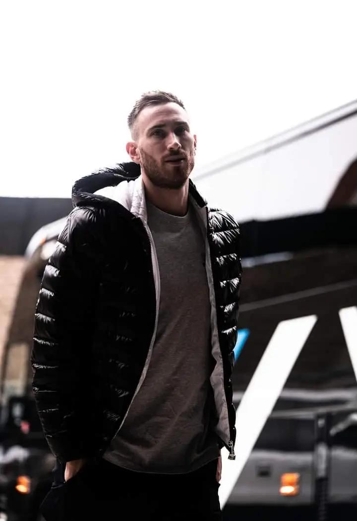 雷霆队新晋球员表现神勇，颠覆传统认知的简单介绍