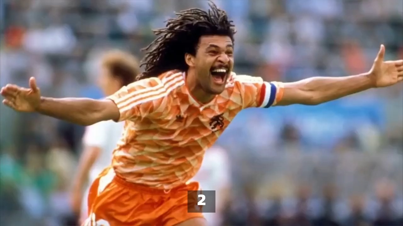 -关于荷兰客场逆转土耳其，取得关键胜利的信息