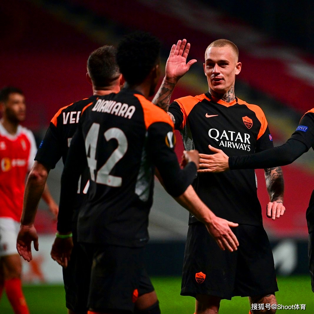 九游体育app-罗马击败对手，保持领跑地位