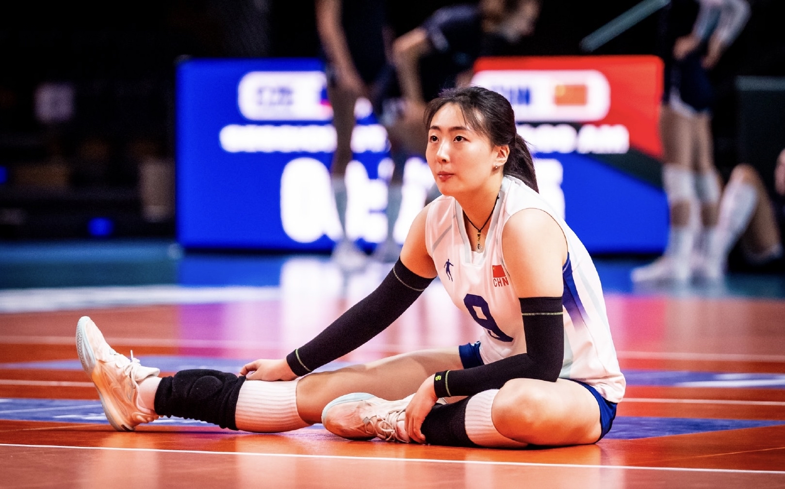 包含女排荣耀!姑娘们肩负全民期望的词条 包含女排荣耀!姑娘们肩负全民期望的词条