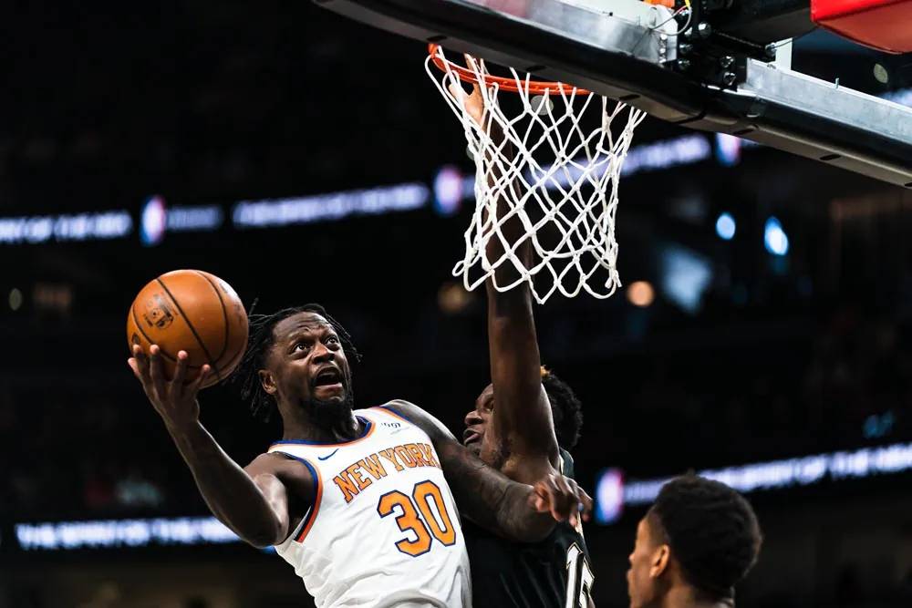 尼克斯大胜老鹰，短少分实现逆袭