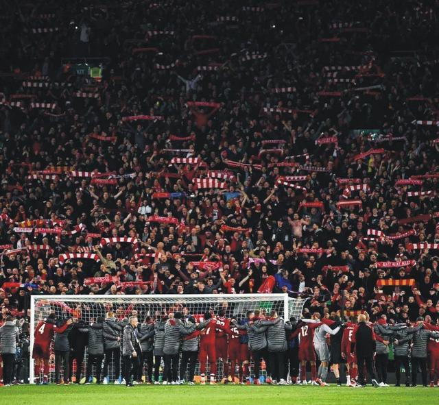 关于伦敦红军逆袭夺冠,球迷欣喜若狂的信息 关于伦敦红军逆袭夺冠,球迷欣喜若狂的信息