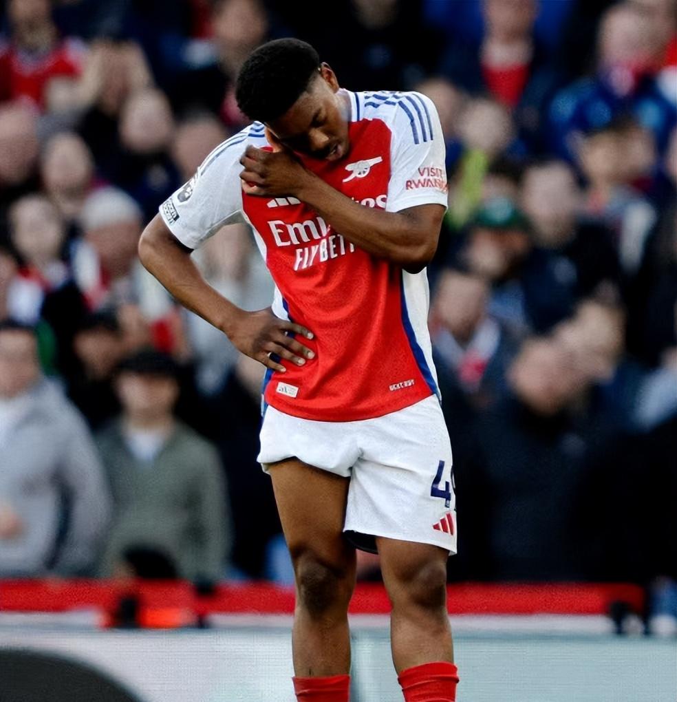 包含西汉姆联客场告负，前进困难重重的词条